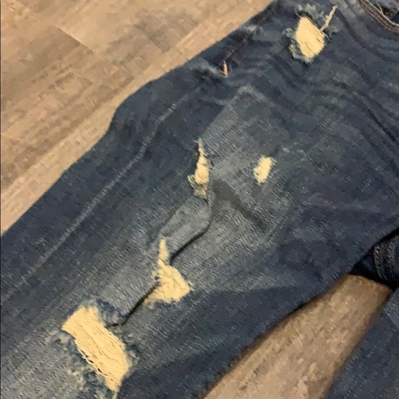 Express Distressed Jeans - Picture 3 of 7
